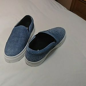 Schutz NWOT Ladies Flats